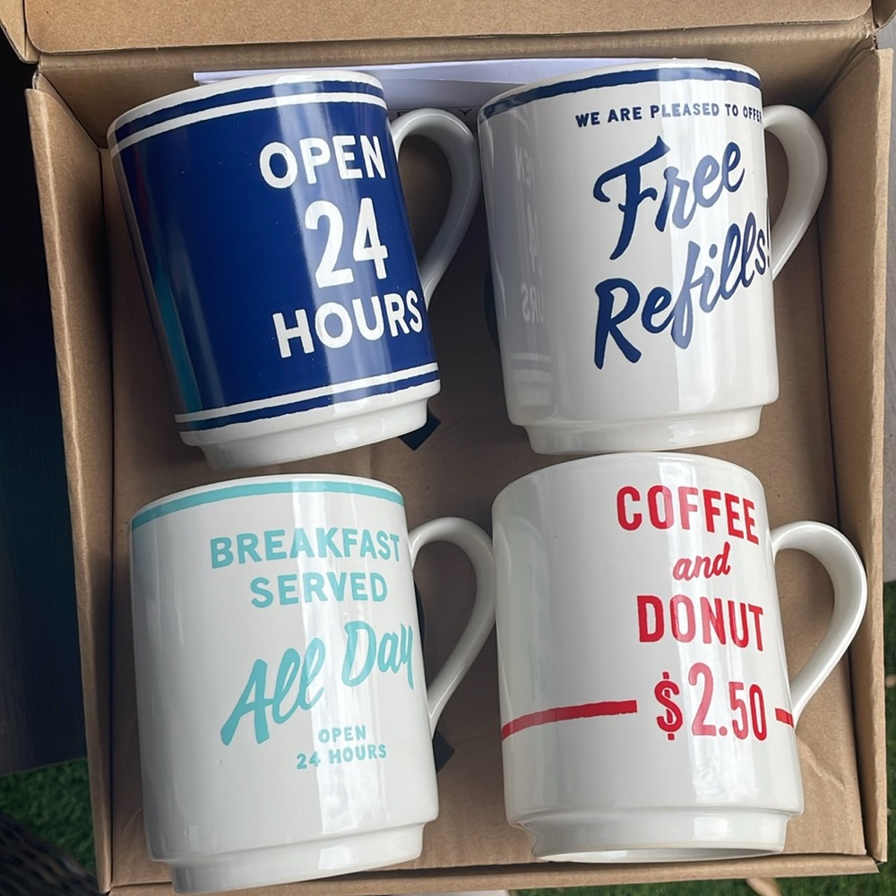 NIB kate spade set of 4 mugs